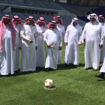 فيديو: راعي غنم بحائل يتحدى ميسي ورونالدو في مهارات كرة القدم