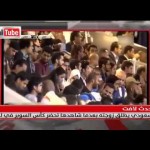 فيديو: سائق شاحنة متهور يحطم إحدى لوحات الطرق السريعة