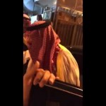 بالفيديو: طفل سعودي يفوز بسيارة جيب لكزس بسباق جري بالبر