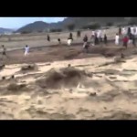 بالفيديو …. مهايط شاب يولع بشعر رأسه النار