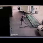 بالفيديو: مذيعة تُجري حوارًا مع شاب يحتضر
