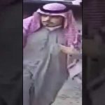 سعودية تُثير الجدل بمقطعين “فيديو”.. ماذا جاء فيهما؟..وكيف رأى النشطاء تقبيل زوجها ليدها؟