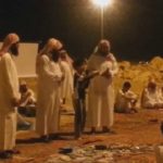 بالفيديو: تنقيط فلوس على شخص يقراء القرآن في أحد الأعراس
