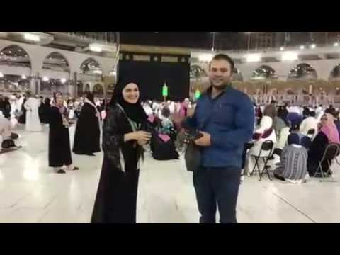 بالفيديو … “شاب” يعرض الزواج على فتاة أمام الكعبة!