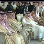 الملك سلمان يتفاعل مع العرضة السعودية