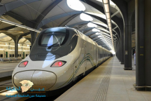 بدء التسجيل اليوم.. إطلاق برنامج تدريبي لتأهيل الشباب السعودي لقيادة القطارات والعمل بالخطوط الحديدية