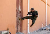 قاض يعطي الإذن بكسر أبواب شقة مماطل