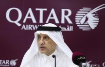 “الخطوط القطرية” توقف “طيران المها” في السعودية لهذه الأسباب.. وردود فعل واسعة على القرار !