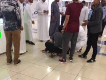بالصور:وفاة طفلة بعد سقوطها من الدور الثالث بمجمع تجاري