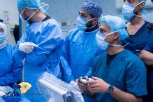 نجاح أول عمليات تنظير حالب روبوتي مرن بتقنية (ILY®) في الدمام الطبي