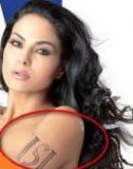 بنشر صوراً عارية لممثلة شهيرة وشمت على ذراعها بـ (ISI) #الهند تثير الاستخبارات الباكستانية