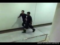 بالفيديو: لحظة تدخل رجال أمن الجامعة لفك احتجاز طالبات بالمصعد
