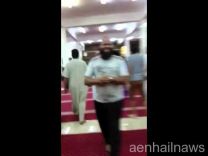 بالفيديو: شاب يغني بميكرفون مسجد يا نونو يا نونو