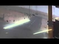 بالفيديو … لحظة تصادم شنيع للاند كروزو بكابريس