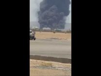 مقذوف عسكري يتسبب في حريق محول كهربائي في محطة بنجران -صور وفيديو