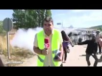 بالفيديو: مراسل تليفزيوني ينجو من الموت بأعجوبة على الهواء بعد انفجار صاروخ بجواره