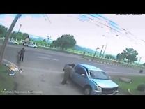 بالفيديو … حادث تصادم مروع و”شبح” يغادر جسد المرأة لحظة الوفاة