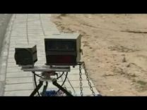 بالفيديو: شاهد أين وجد مواطن كاميرا ”ساهر” على أحد الطرق