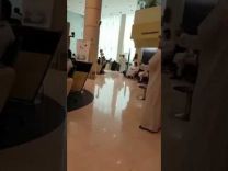 بالفيديو: فرقة طربية..بمكتب الخطوط السعودية دعمًا للمنتخب