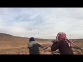 بالفيديو: نزهة برية لاصطياد الطيور كادت تنتهي بكارثة!