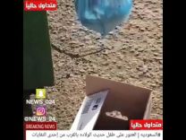 فيديو: العثور على رضيع حديث الولادة وسط صناديق القمامة في سوق الخضروات