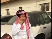 بالفيديو: “فلبينية” تتنكر في ثوب رجالي