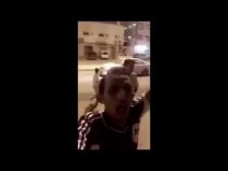بالفيديو…. لحظة سيطرة شابين على حريق بمخبز قبل وصول الدفاع المدني