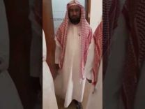 مواطن يوثق بالفيديو غياب موظفي قسم التنفيذ بالمحكمة