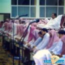 بسريره مع الجماعة بالمسجد #مريض يصر على الصلاة