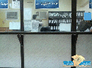 مواطن ينهي معاملاته بنفسة وسط تخاذل وإهمال في العمل  و عدم المبالاة #( بالصور ) بقسم الحوادث بمرور مدينة حائل