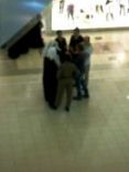 لتصويره صور مخلة تحت التهديد ويبتز بـ150 الف ريال والهيئة تطيح بهما#مقيم عربي  وزوجته  يستدرجان رجل أعمال سعودي بحائل