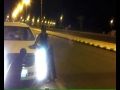 وأخية يقوم بقتلة ( بحائل )# ( بالفيديو  ) شخص يدهس شاب