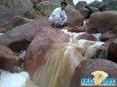 بعد هطول الأمطار وتساقط البرد شمال مدينة حائل عصر اليوم الاثنين #( بالصور ) شلالات وشغايا تجري