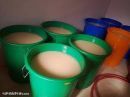 مصنعين خمور على طريق الروضه شرق مدينه حائل # القبض على اشخاص يديرون