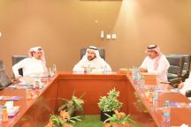 بحضور الدكتور حمود بن عبدالمحسن الملق تكريم فريق عمل برنامج الترصد التغذوي بصحة حائل