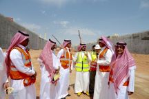 نائب وزير النقل يتفقد مشروعات الوزارة بمنطقة حائل .. ويلتقي سمو أمير المنطقة