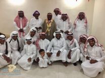 “سبعينية” تتزوج لأول مرة في حياتها من عريس ثمانيني