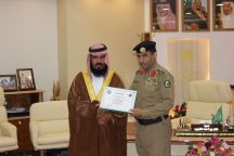 مدير مرور حائل ” الضبيب” يكرم الجهات المشاركة بفعاليات اسبوع المرور الخليجي