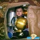 يضع ابنه بشنطة عزبه الطبخ #مواطن بتصرف غريب