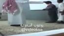 شاهد.. معلم يدرِّب طلابه على “;رقصة البطريق”; داخل الفصل ( فيديو ) #بعد منع التصوير بالمدارس