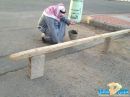 يسفلت الحفر بالاسمنت بعد أن فقد الامل بامانة حائل #منظر محزن لمواطن سعودي