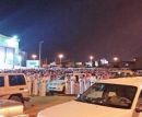 يجذب أكثر من 10 الآف مصلي الى مسجده الواقع بحي الشفاء جنوب مدينه حائل  #صوت القاريء الشيخ / بدر العيد