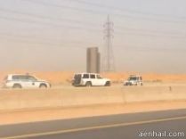 لـ جيب نيسان وإطلاق النار عليها بطريق الخرج