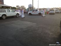 بإزالة حواجِز سوق التمور وتُعيد افتتاحه والمزارعون يقدمون شكرهم ..