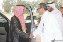 محافظ بقعاء يزور المنومين بمستشفى  محافظة بقعاء