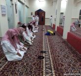 يؤم المصلين تثير الجدل بمواقع التواصل