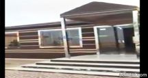 سعادة المهندس / عيسى بن فلاح النومسي اهالي محافظة الشنان في منطقة حائل يضعون مضيف على الطريق السريع ( حائل _ القصيم )