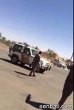 مضاربة جماعية بين طلاب بمدرسة ثانوية (فيديو)