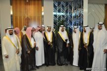يستقبل مدير عام التربية والتعليم وستة مديري مدارس متميزة والجالية اليمينة