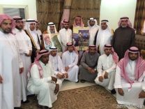 يحضرون لمدينة حائل ويقدمون واجب العزاء لـــ ذوي الشهيد تركي الرشيد  ( صـــور )